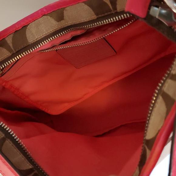 Coach (2011) Signature Jacquard Two-way Shoulder/Crossbody w/ Leather Trim - Picture 7 of 7